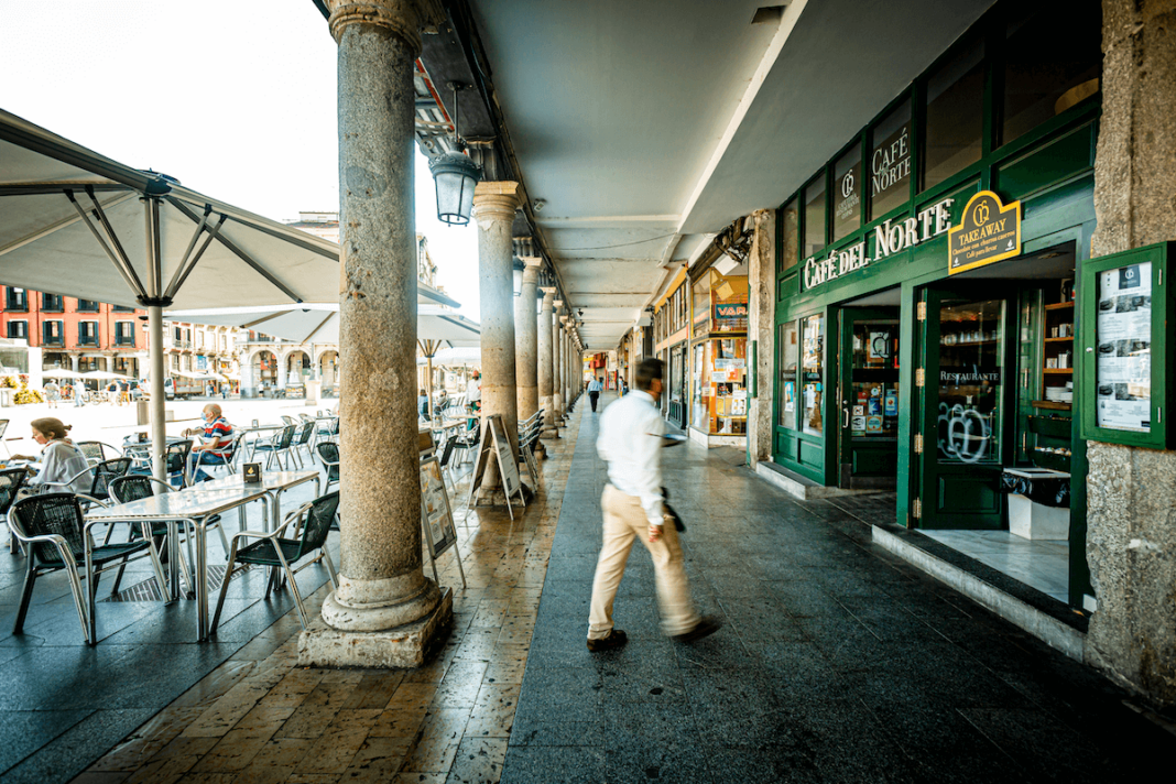 Cafeldelnorte2 Café El Norte, en la Plaza Mayor de Valladolid, uno de los cafés más antiguos de España