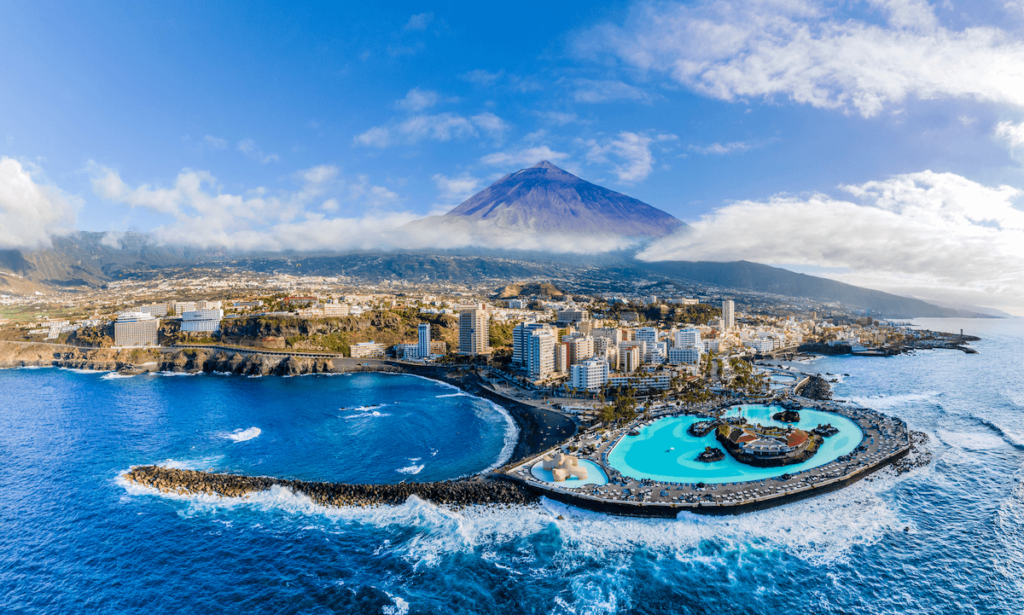 Puerto de la Cruz, Tenerife, una de las islas canarias con mayor demanda de viajeros en Semana Santa