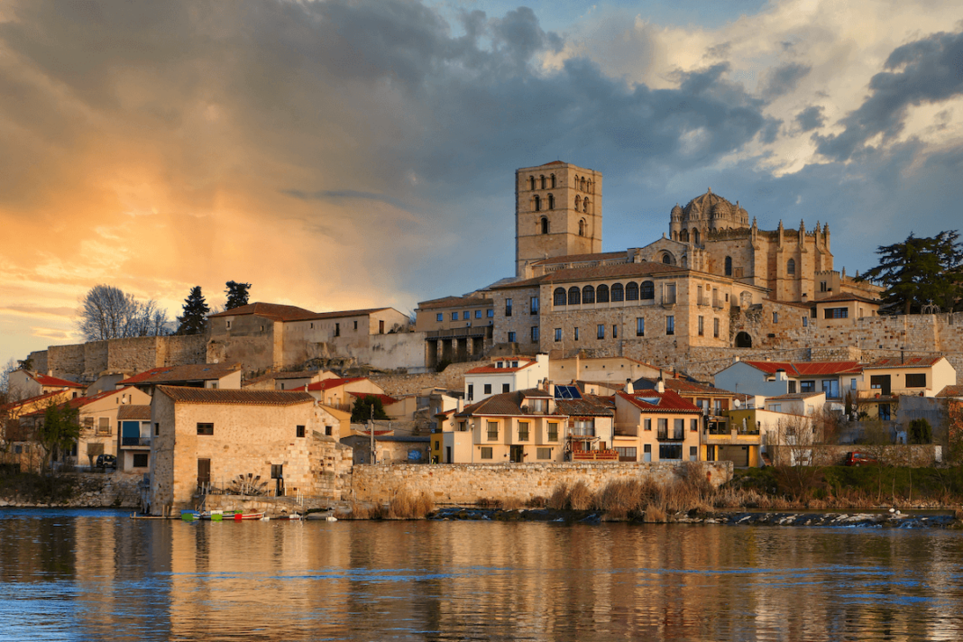 ZamoraRioCiudad El río Duero a su paso por Zamora