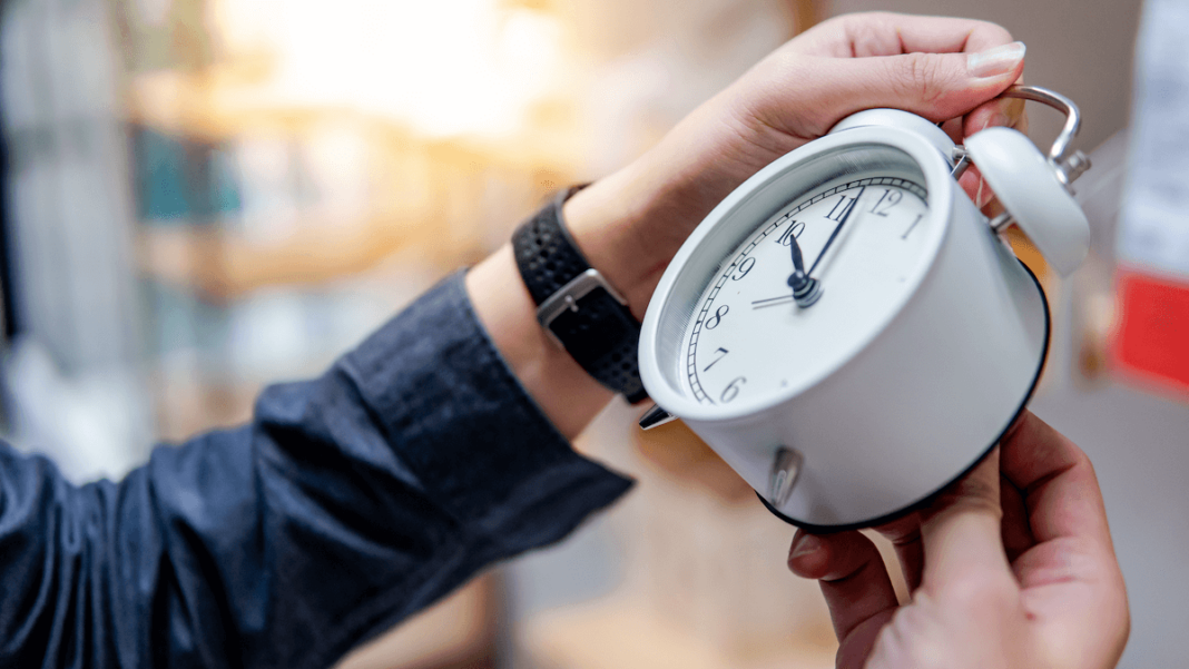 reloj El 31 de marzo volvermos a adelantar los relojes una hora en España