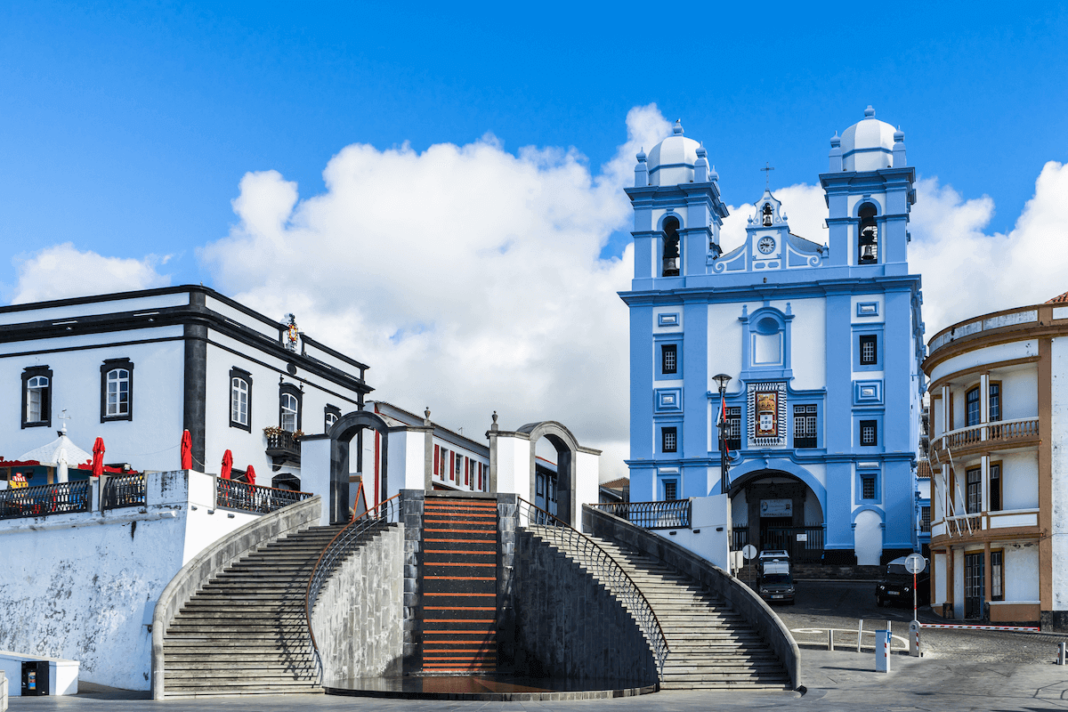 edificiosymonumentos Angra do Heroísmo, Ciudad Patrimonio de la Humanidad, en la isla Terceira, Azores (Portugal)