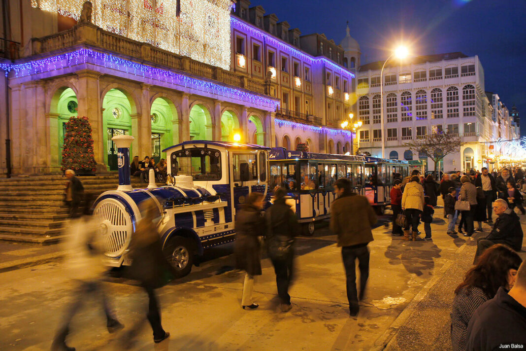 Ferrol-navidad La ciudad gallega de Ferrol se ilumina especialmente en diciembre