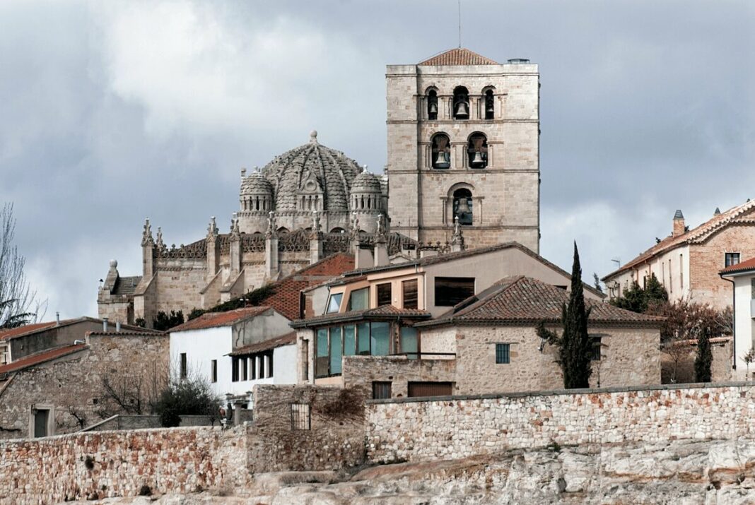 Zamora, un destino de interior que atrae cada día a más turistas