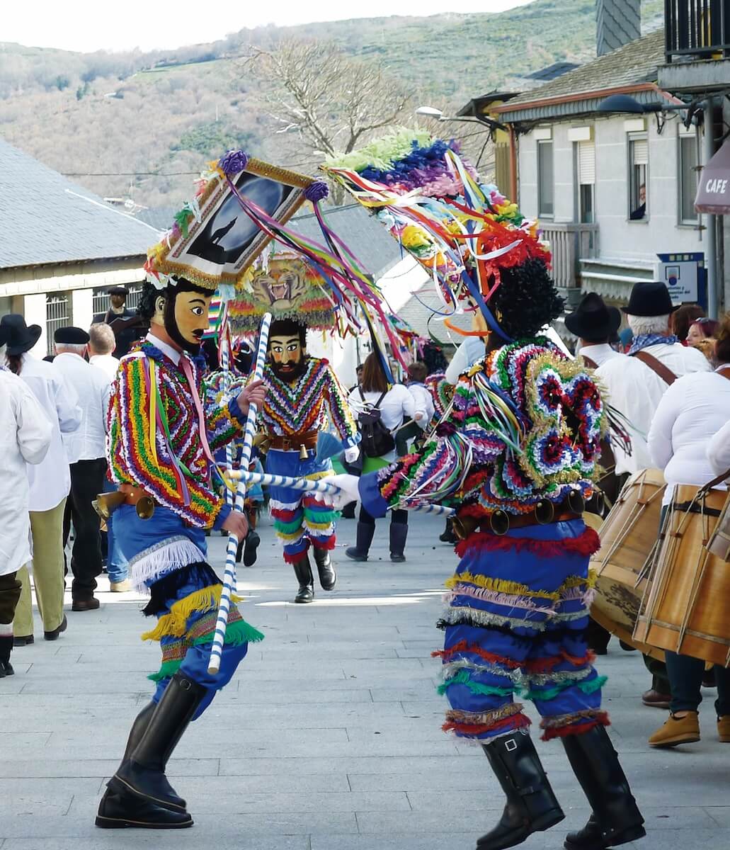 Boteiros de Vilariño 0122 Boteros del Carnaval de Vilariño de Conso, en la provincia de Ourense