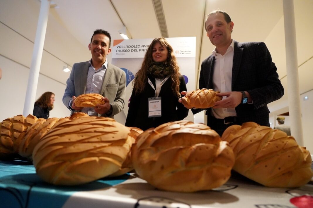 El presidente de la Diputación de Valladolid, Conrado Íscar, promociona la marca de calidad Alimentos de Valladolid
